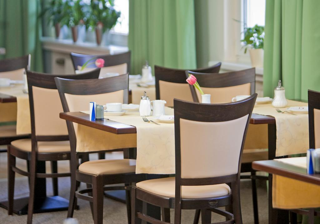 Hotel Astoria Bonn Bagian luar foto