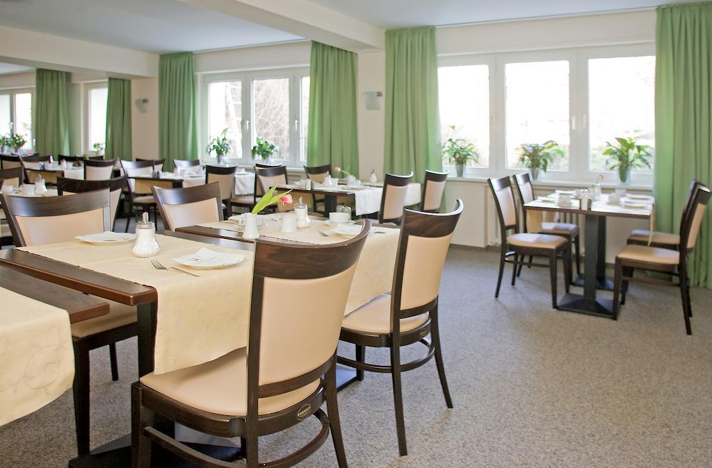 Hotel Astoria Bonn Bagian luar foto